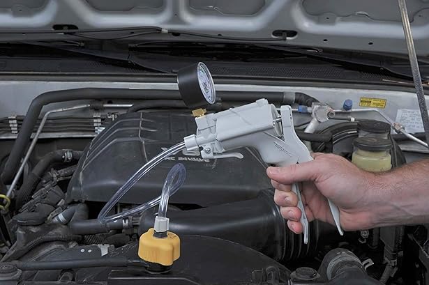 Weiand dual-plane intake on engine